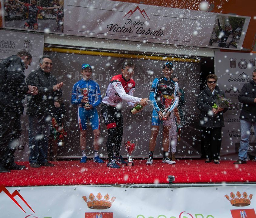 Trofeo-Victor-Cabedo-Roig-remata-una-carrera-rota-en-Segorbe-03